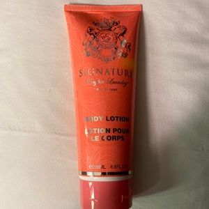 NEW English Laundry Signature for her full size body lotion